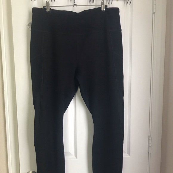 Athleta Pants - Athleta ‘ High Traverse Tight’ Black sz XL Tall